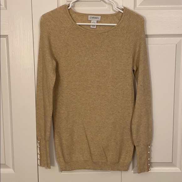 Carmen Marc Valvo Sweaters - NWOT sweater with pearl detail